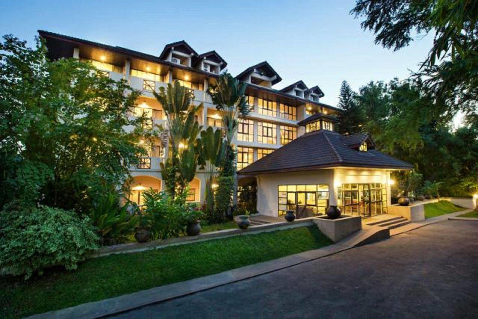 Eurasia Chiang Mai Hotel Buitenkant foto